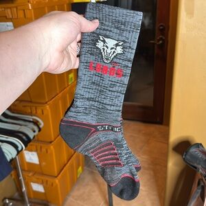 NEW Strideline Lobos Black, Red and Gray Crew Socks Premium Size Men’s Shoe 6-13